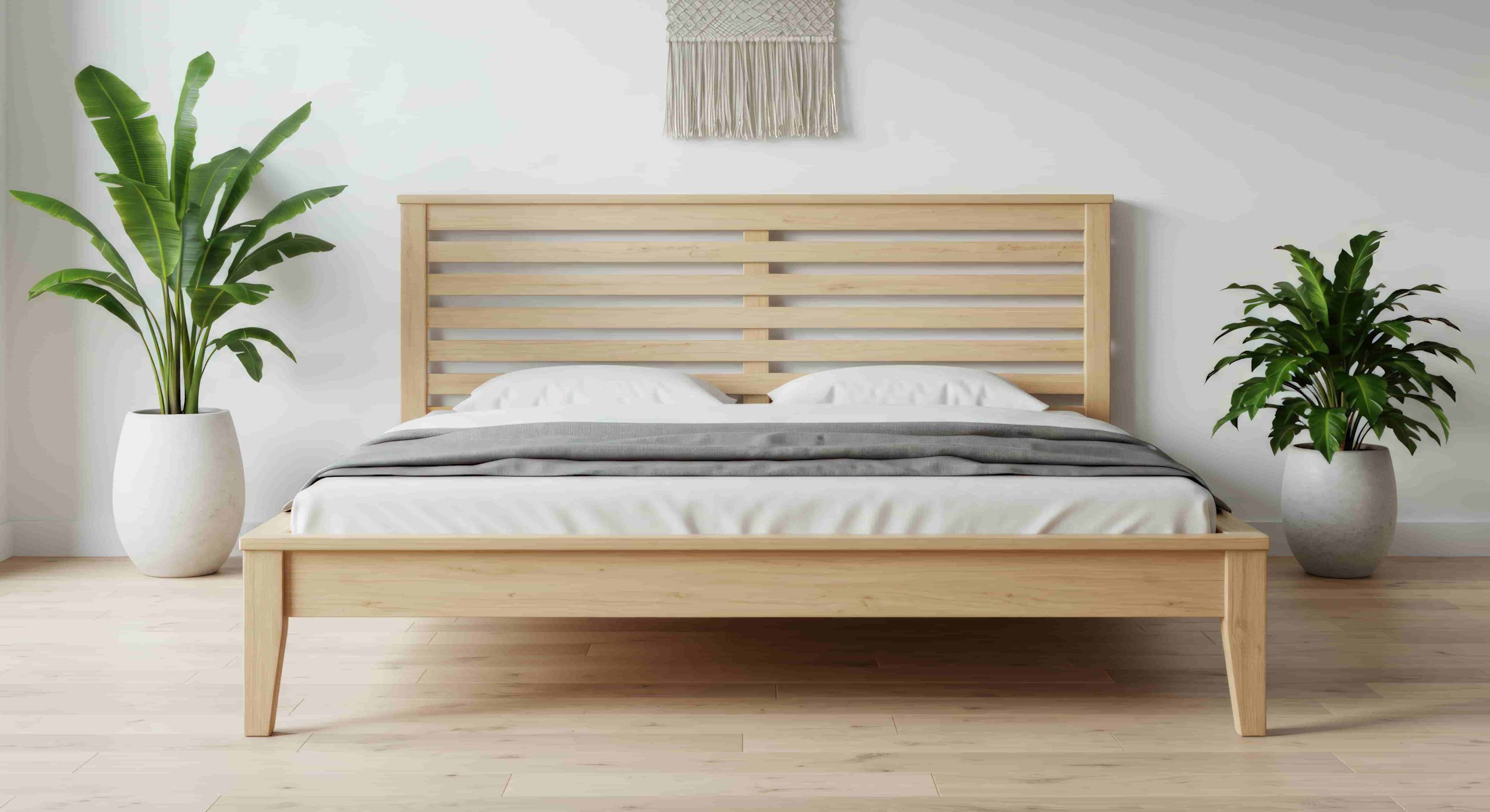 تخت خواب دو نفره چوبی